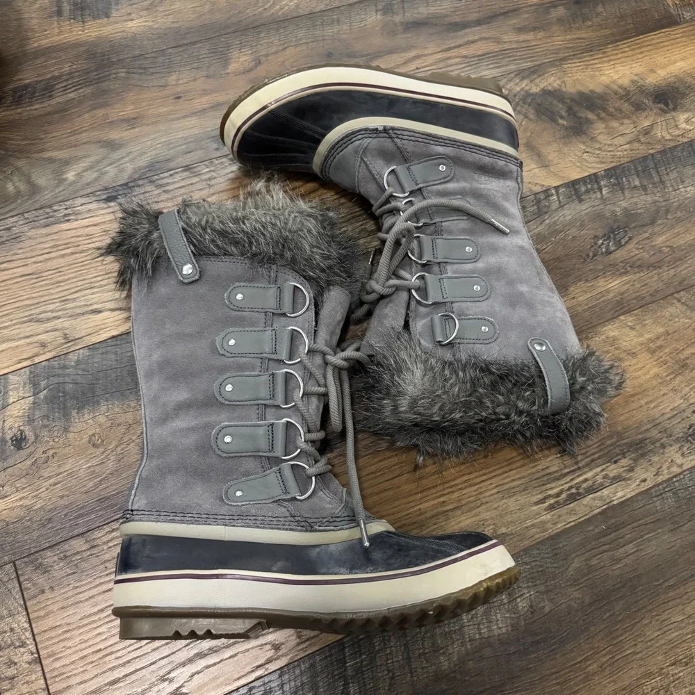 Sorel Joan of Arctic Faux Fur Waterproof Winter Snow Boots Gray Women's 9.5